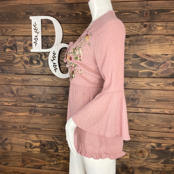 Altard State | Floral Embroidered Romper Ruffle Trim Deep Plunge V-Neck Blush - Picture 4 of 10